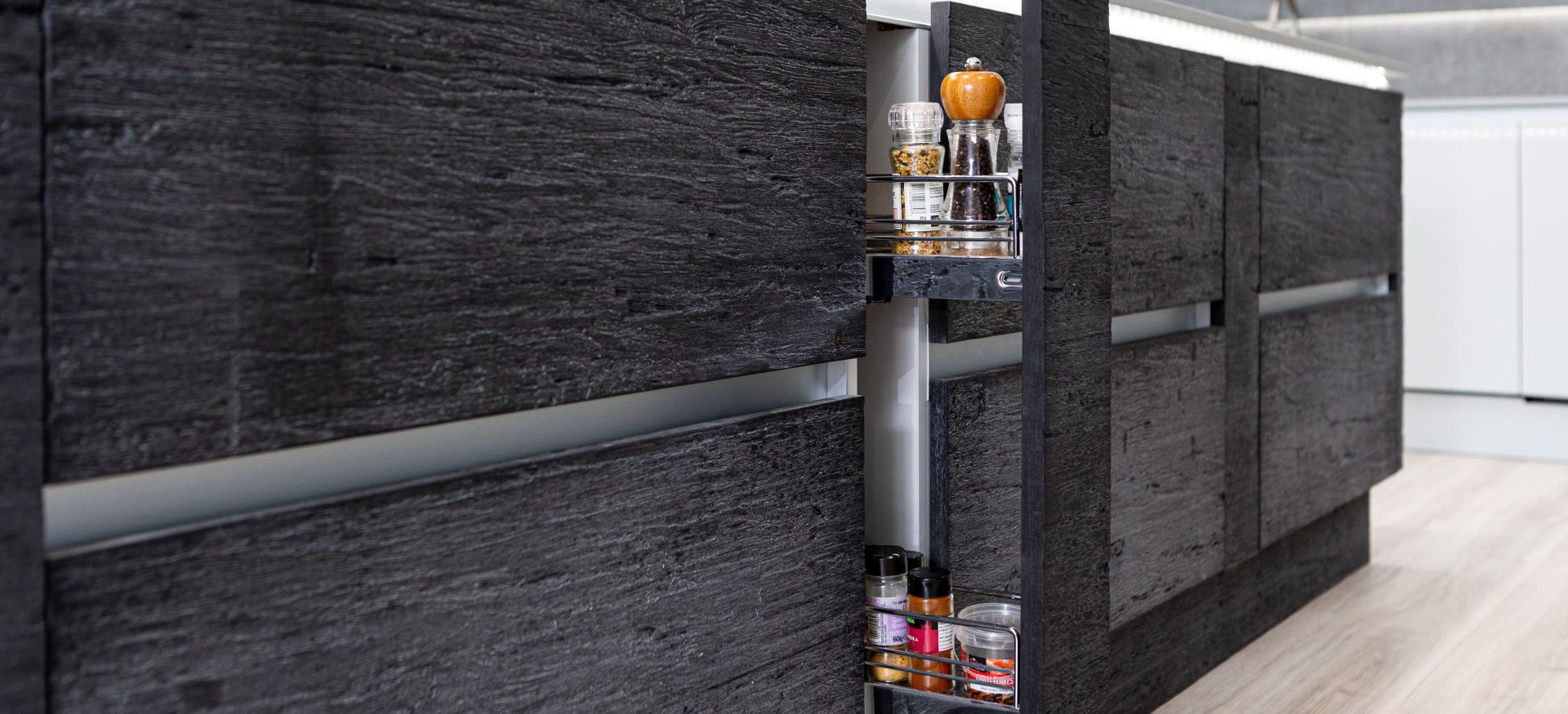 Clever kitchen island storage 